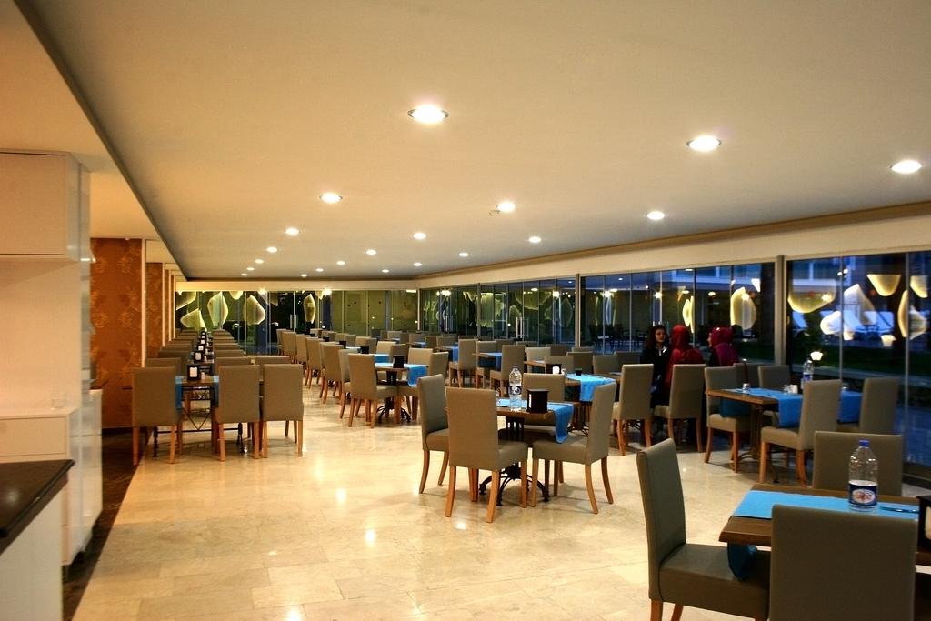 Grand Akca Hotel Газипаша Экстерьер фото