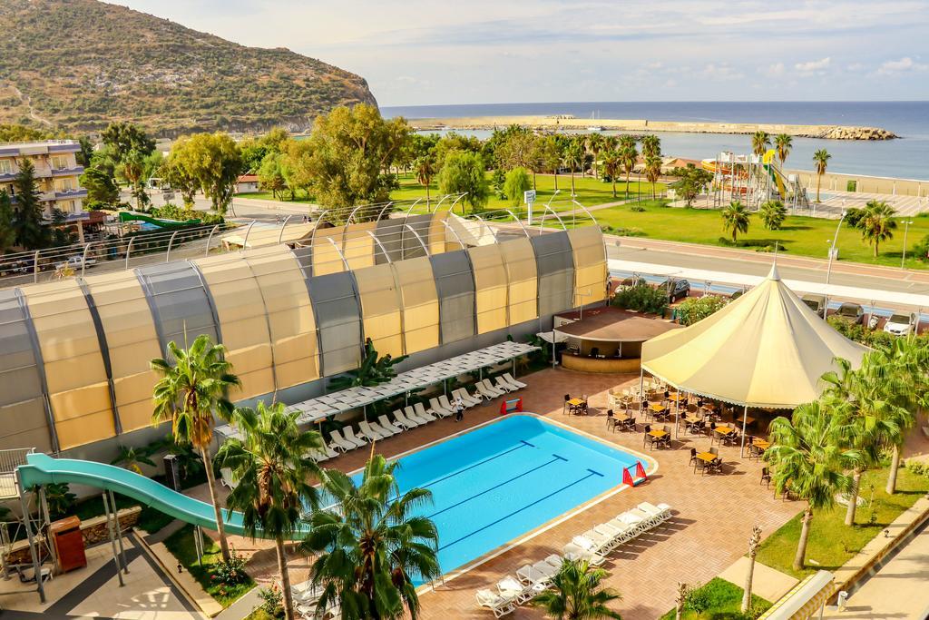 Grand Akca Hotel Газипаша Экстерьер фото